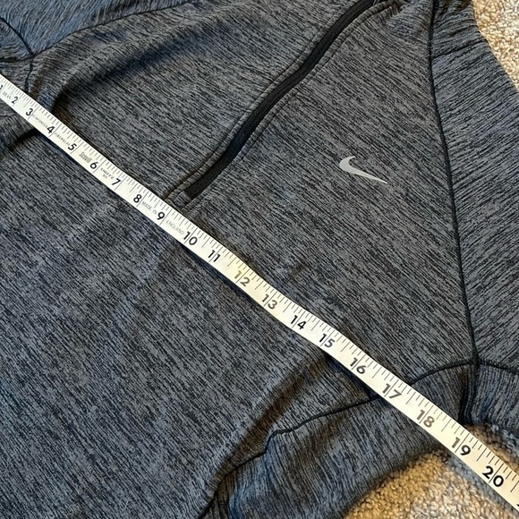 Nike Women’s Element Sphere Half Zip Pullover - Large - Picture 8 of 10